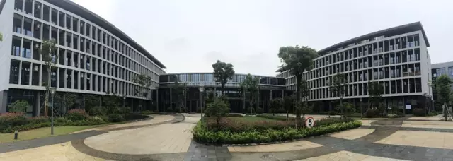 1536891879(1).jpg