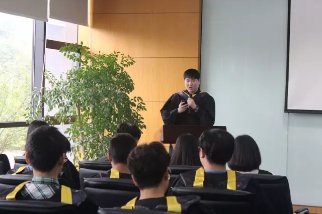 5我們從施強國際預科畢業啦！滿懷期待，出發未來！.png