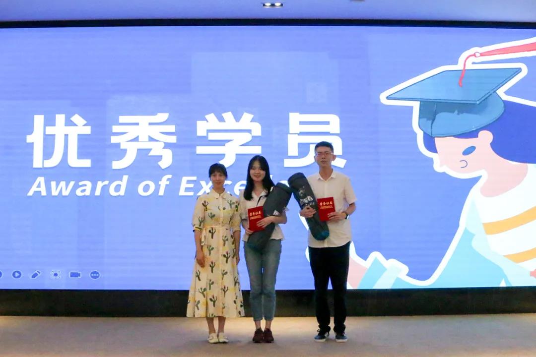優秀1.jpg
