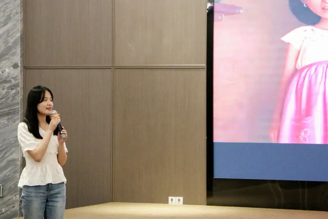 表演1.jpg
